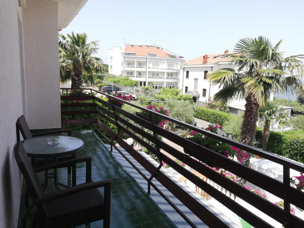 Pansion Katarina Bed & Breakfast Malinska Dış mekan fotoğraf