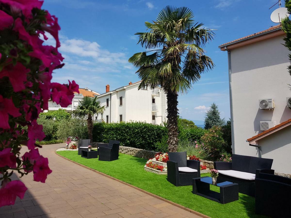 Pansion Katarina Bed & Breakfast Malinska Dış mekan fotoğraf